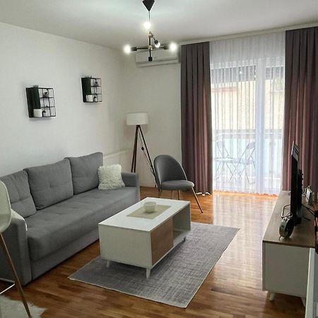 Apartman Lux Vranje Exterior photo